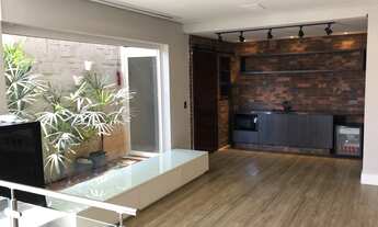 Imagem: Casa de condomínio para venda possui 450