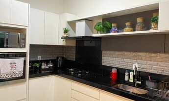 Imagem 5: Casa de condomínio térrea para venda possui 140 metros quadrados com 3 quartos