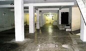 Imagem 7: PRÉDIO COMERCIAL NA REGIÃO DO BOSQUE DA SAÚDE