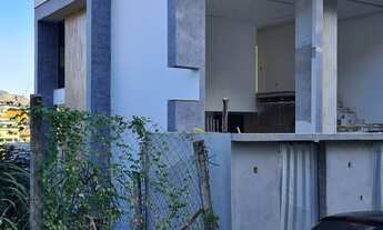 Imagem 4: Casa Nova Moderna Alto Padrão fase final obras