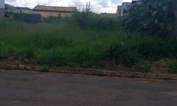 Imagem 4: Terreno em rua - Bairro Setor Barra da Tijuca em Goiânia