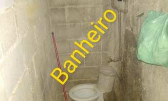 Imagem 5: Vendo casa 2 cômodos 1 banheiro terreno 4x40 casa tem q da acabamento f