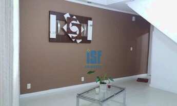 Imagem: Sobrado com 3 dormitórios amplos com porta