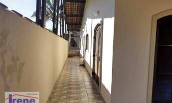 Imagem 3: Casa com 4 dormitórios, piscina e próximo a praia em Itanhaém / SP