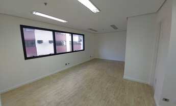 Imagem 3: Sala comercial e 2 banheiros com 33 m2 na Vila Madalena - São Paulo - SP