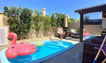 Imagem: Casa / 3 Dormitórios / 1 Suítes / 3 Vagas