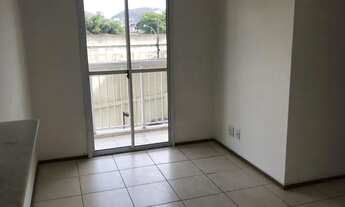 Imagem 2: Apartamento para Venda em Rio de Janeiro, Irajá, 2 dormitórios, 1 banheiro, 1 vaga