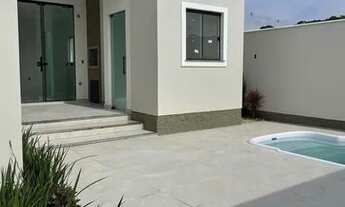 Imagem 5: Casa a venda de alto padrão com 3 dormitórios sendo todos suítes, Piscina e uma ótima área