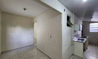 Imagem 2: Casa para aluguel tem 80 metros quadrados com 3 quartos em Parque Atheneu - Goiânia - GO