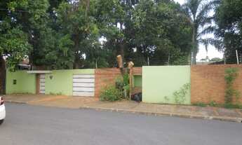 Imagem: Casa com 4 quarto(s) no bairro Jardim Shangri