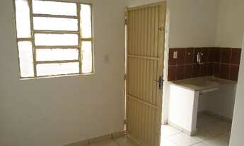 Imagem 3: Kitinete com despesas incluidas, água, energia e net wifi próx a ufg samambaia