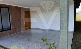 Imagem 2: Casa de condomínio para venda possui 112 metros quadrados com 3 quartos