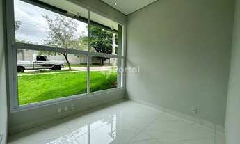 Imagem 2: Casa de condomínio térrea para venda possui 232 metros quadrados com 3 quartos