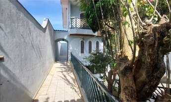 Imagem 2: Sobrado a Venda com 04 Dormitórios, 01 Suíte e 05 Vagas na Vila Guarani