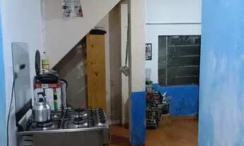 Imagem 3: Alugo casa no Sarandi, R. e, pelo maps é a casa de 2 andares ao lado do coala burguer n.43