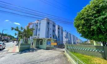 Imagem 2: Apartamento para venda tem 63 metros quadrados com 2 quartos em Praia Comprida - São José