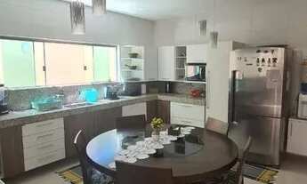 Imagem 7: Excelente casa para venda e locação com 420 metros e amplo quintal no bairro Village em Ri