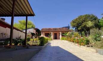 Imagem: Casa em Atibaia, 2 quartos, terreno amplo