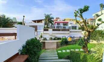 Imagem 3: Casa de 4 dormitórios (1 suíte) e 4 vagas de garagem à venda no Centro, em Florianópolis-S