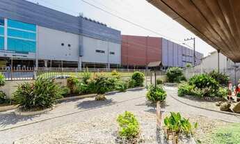 Imagem 2: Casa 04 dormitórios, sendo 01 suíte, à venda no Bairro Praia Comprida - São José/SC