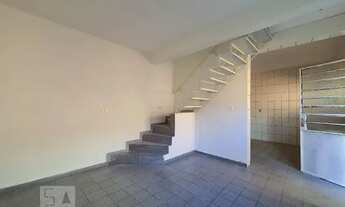 Imagem 2: Casa para Aluguel - Bosque da Saúde, 2 Quartos, 60 m2