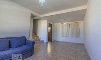 Imagem 3: Casa de Condomínio para Aluguel - Cajuru, 3 Quartos, 160 m2