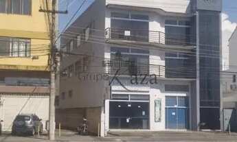 Imagem 2: Prédio/Edifício inteiro para aluguel possui 850 metros quadrados com 12 quartos