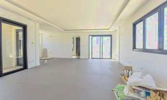 Imagem 6: COBERTURA com 3 dormitórios à venda com 252m² por R$ 3.700.000,00 no bairro Água Verde - C