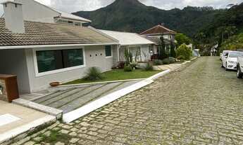 Imagem 4: Casa com 3 Quartos e espaço gouurmet em condomínio para locação no Cônego, Nova Friburgo