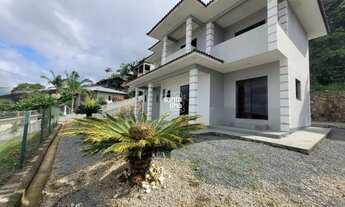 Imagem 2: FLORIANóPOLIS - Casa Padrão - Morro das Pedras