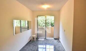 Imagem 6: Apartamento para Aluguel - Jardim Santa Teresinha, 3 Quartos, 65 m2