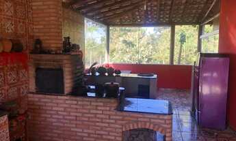 Imagem 3: Sítio de 5.000 metros com piscina e água nos Fundos