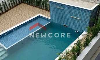 Imagem: Casa de condomínio em avenida Albert Sabin