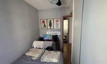 Imagem 4: Apartamento com 2 quartos disponível para venda no bairro Jardim Holanda em Uberlândia-MG