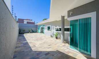 Imagem 5: Sobrado para venda tem 305 metros quadrados com 5 quartos em Xaxim - Curitiba - PR