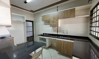 Imagem 2: Casa à venda no Jardim Doutor Luciano