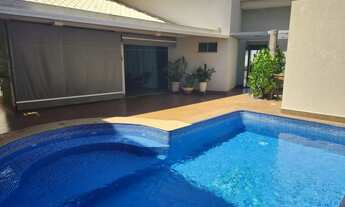 Imagem 4: Sobrado para venda com 243 metros quadrados com 4 quartos