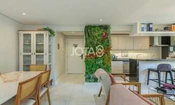 Imagem 2: APARTAMENTO MOBILIADO EM CONDOMÍNIO CLUBE COM 2 VAGAS Cobertura mobiliada na manoel ribas