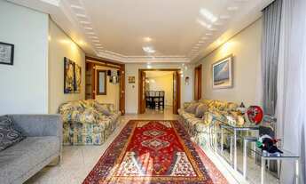 Imagem 6: Imóvel para venda possui 330 metros quadrados com 3 quartos em Boa Vista - Curitiba - PR