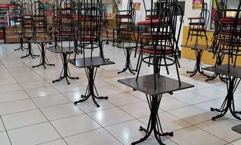 Imagem 3: RESTAURANTE Galpão / depósito com venda por R$145.000