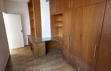 Imagem 4: Oportunidade no Centro de Nilópolis Apartamento 2 Quartos com Garagem