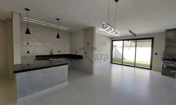 Imagem 5: Oportunidade - Casa em Condomínio - Jardim Jacinto - Condomínio Bosque dos Manacás - Jacar