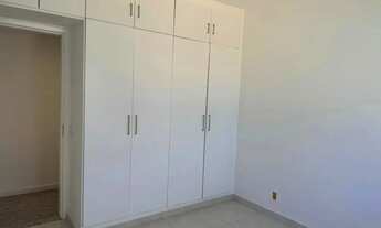 Imagem 7: Linda Casa para aluguel e venda possui 470 m2 de área construída e terreno de 1080 m2