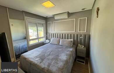 Imagem 4: Apartamento de 2 dormitórios no Menino Deus, com vaga dupla coberta 75,81m² de á