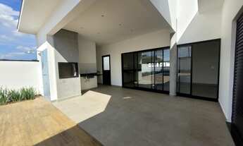 Imagem 2: Casa nova com 3 suítes e piscina para venda em condomínio fechado na cidade de Boituva/SP