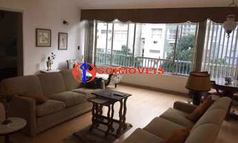 Imagem 2: Amplo apartamento em rua maravilhosa