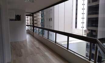 Imagem 2: Apartamento quadra mar no Ed Boston com 210 metros quadrados com 3 suítes sacada com vista