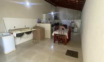 Imagem 3: Casa para venda com 200 metros quadrados com 3 quartos em Centro - Taiobeiras - MG