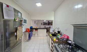 Imagem 2: Lindo apartamento a 100m da praia no centro de mongagua