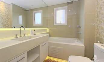 Imagem 4: Apartamento para venda possui 158 metros quadrados com 4 quartos Mobiliado. Decorado